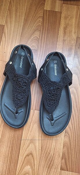 Новые босоножки Graceland