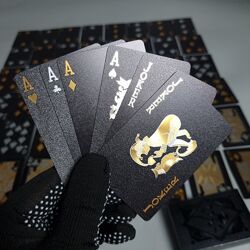 Карти гральні pocker пластикові чорно-золоті, зносостійкі водонепроникні 