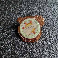 Значок шпилька карнавалу ахлені