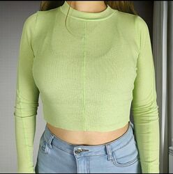 Салатовий топ від topshop з довгим рукавом