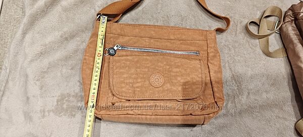 Kipling сумка в чудовому стані, стан нової