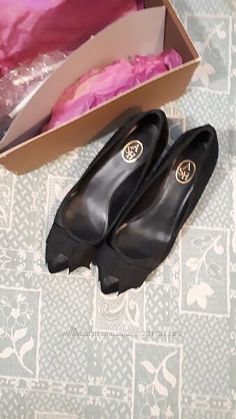 Нові туфлі 37розмір