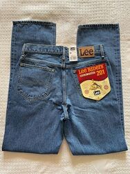 Lee Made in Japan W31L33 Regular Fit Straight Leg Jean in Medium Blue