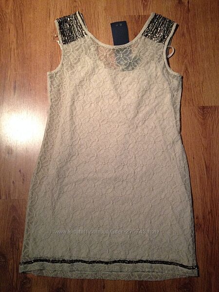 Нарядное платье производство Stradivarius, размер L.