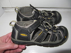 сандалии босоножки Keen кин с закрытым носком 