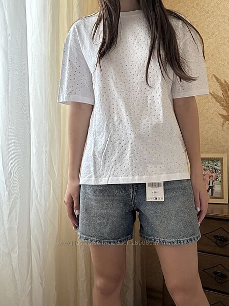 Біла футболка зі стразами zara s
