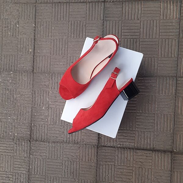 Босоніжки замша по 44 розмір 