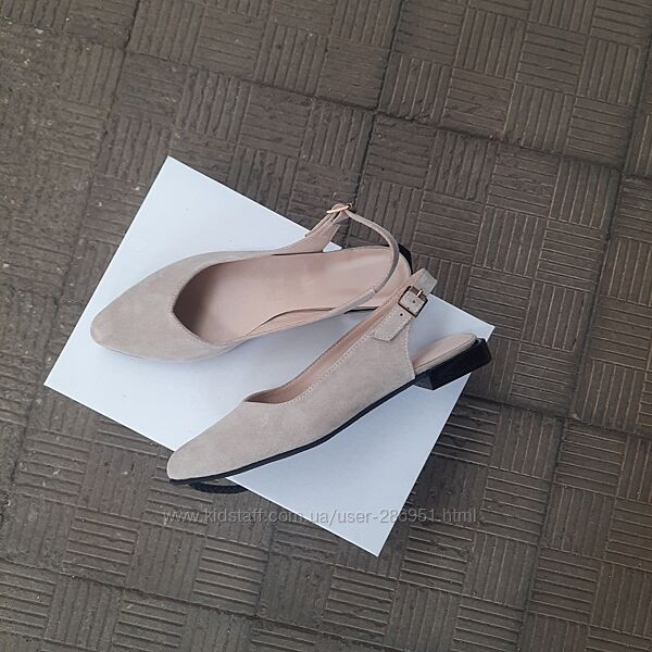 Босоніжки бежева замша по 44 розмір 