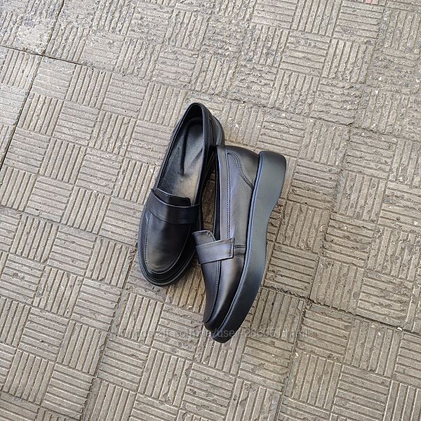 Лофери чорна замша та шкіра по 43 розмір