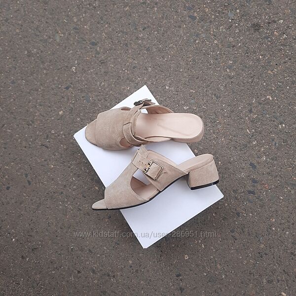 Новинка Шльопанці натуральна замша