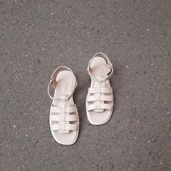 Босоніжки бежева шкіра Новинка