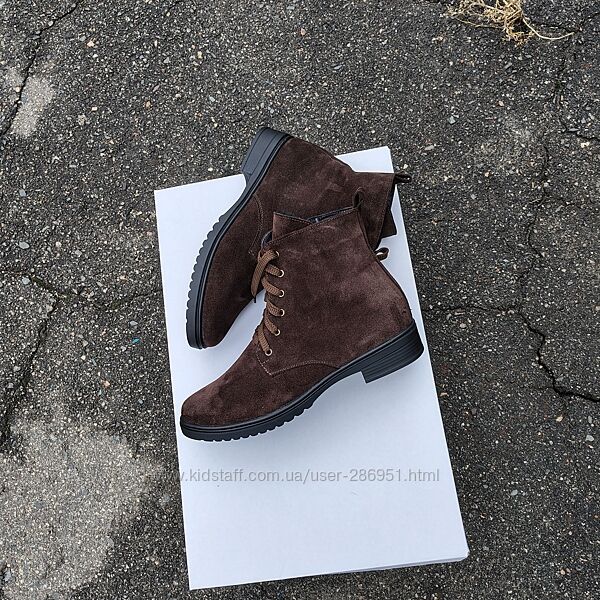 Черевики колір шоколад по 44 розмір